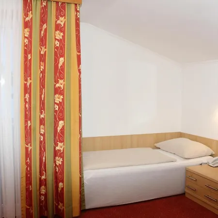 Hotel Der Sailer & Restaurant 3*