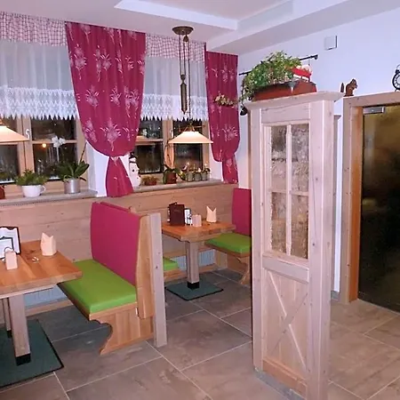 Der Sailer & Restaurant Ξενοδοχείο 3*